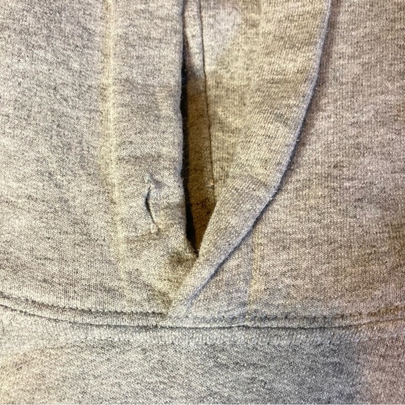 Avengers in Friends Milkshake Pose Gildan Grey Hoodie | Missing Drawstring - Picture 8 of 8